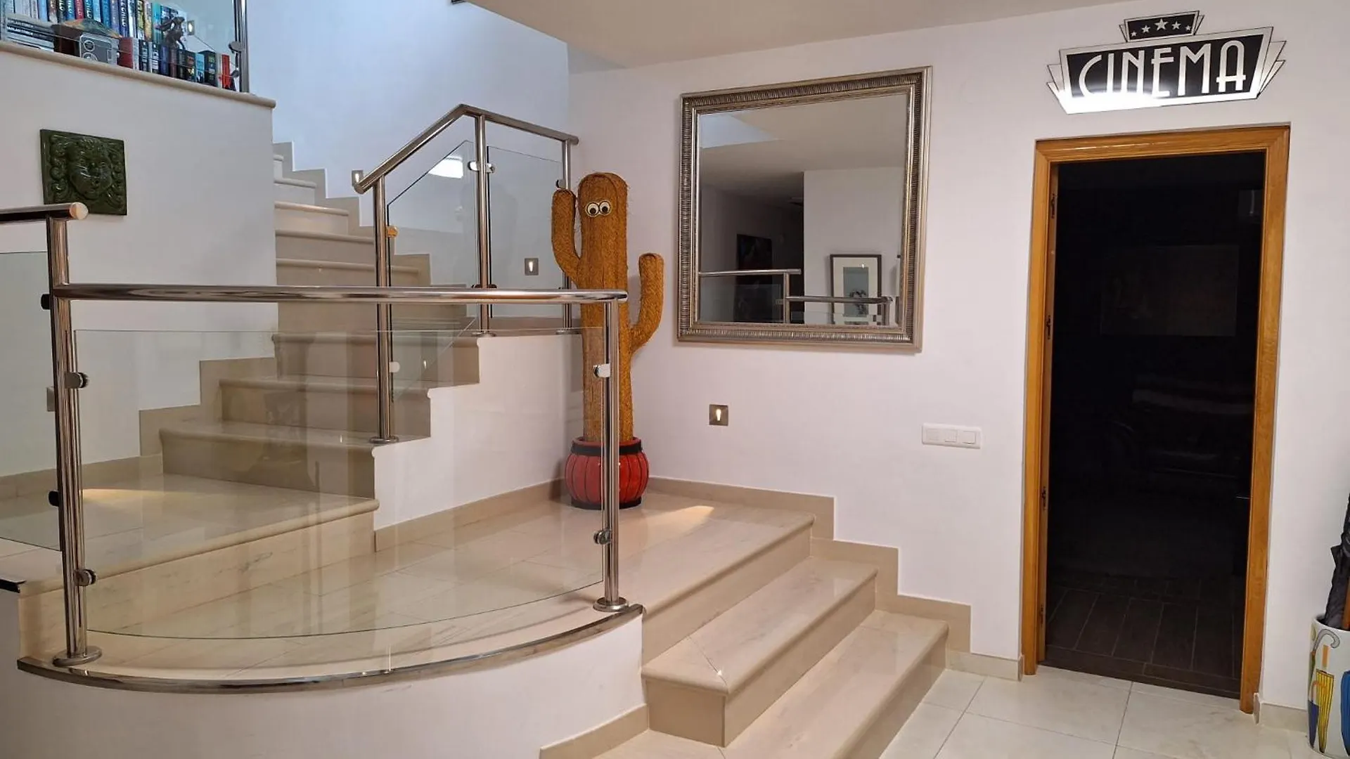 Villa Casa Alta - Exclusive Large Luxury Private Villa, Large Pool, Amazing Views, On The Edge Of The Village And Next To Natural Park Canillas de Aceituno Spagna