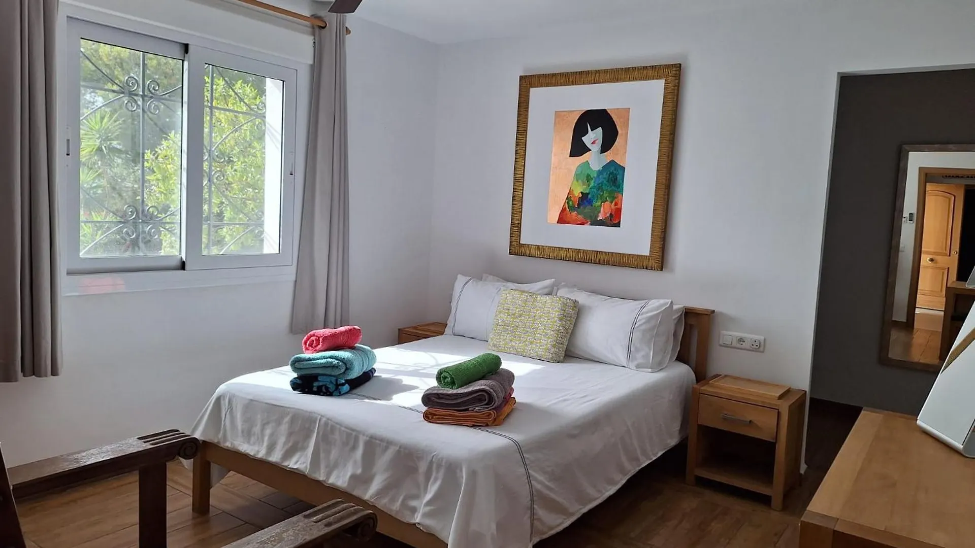 Villa Casa Alta - Exclusive Large Luxury Private Villa, Large Pool, Amazing Views, On The Edge Of The Village And Next To Natural Park Canillas de Aceituno