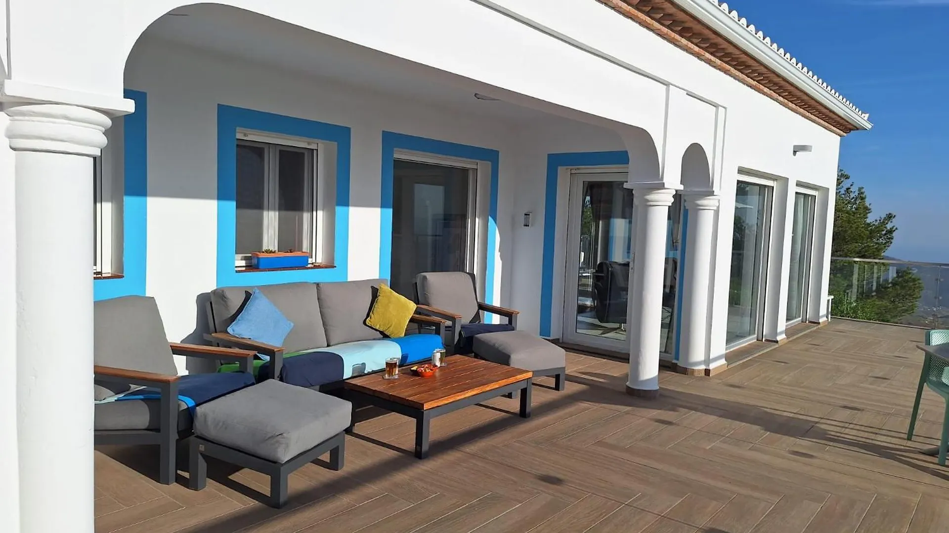 Casa Alta - Exclusive Large Luxury Private Villa, Large Pool, Amazing Views, On The Edge Of The Village And Next To Natural Park Canillas de Aceituno Spagna
